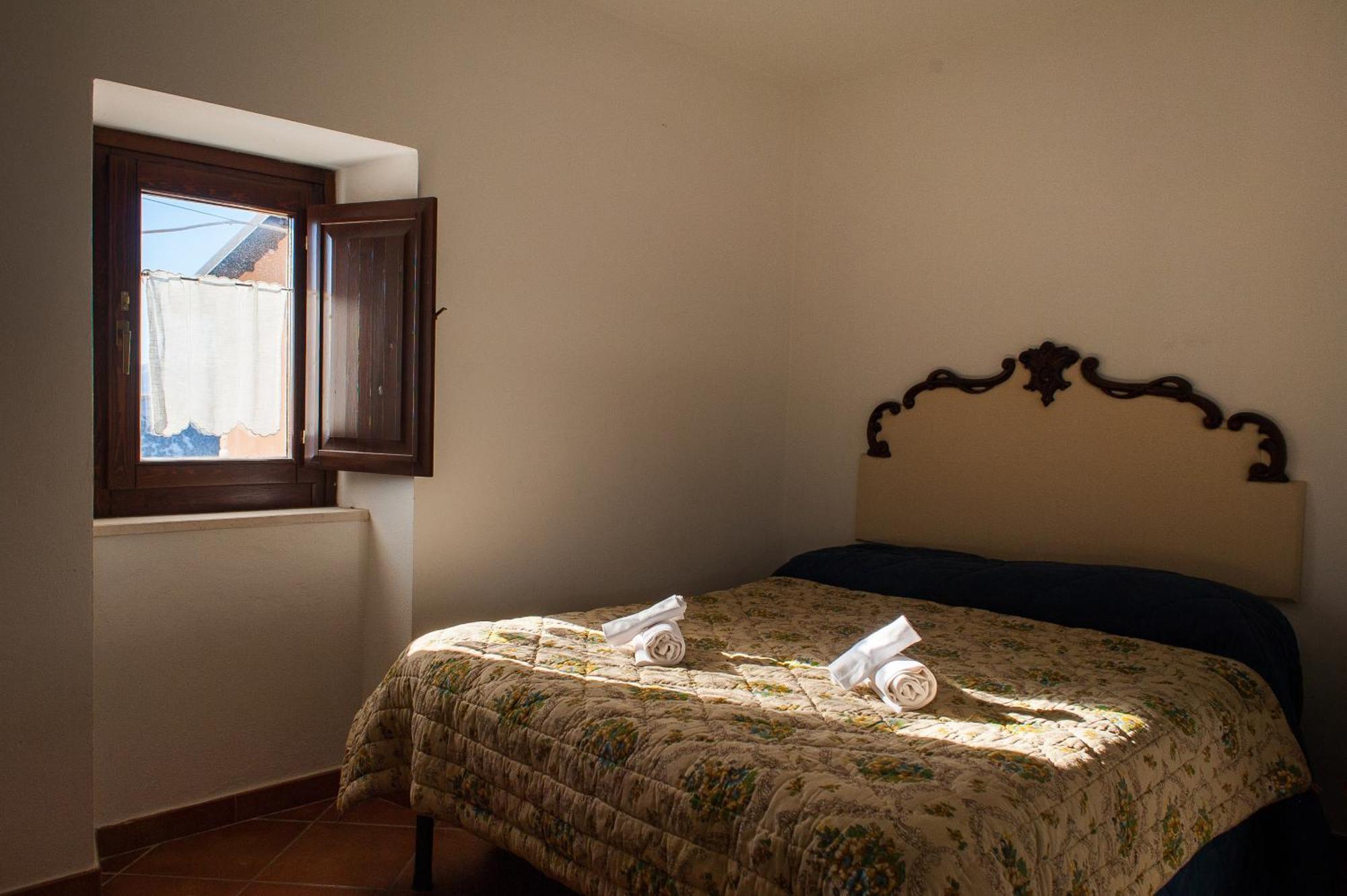 Casa Ladyhawke Apartment Santo Stefano Di Sessanio Exterior foto